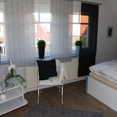 Ferienwohnung Emma Леер Экстерьер фото
