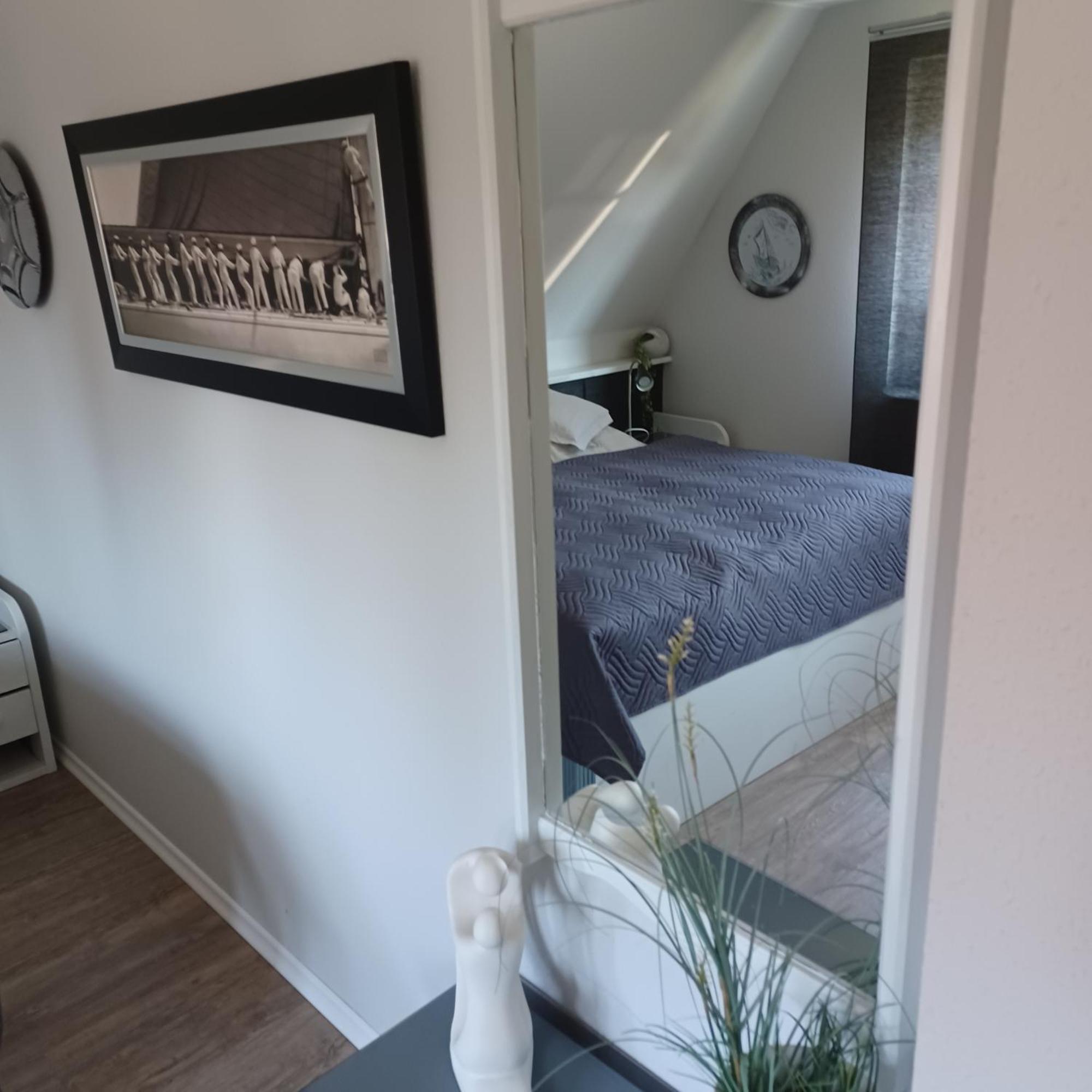 Ferienwohnung Emma Леер Экстерьер фото